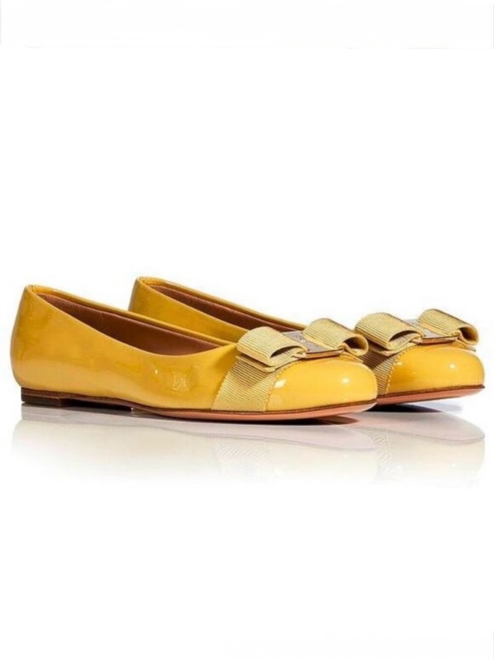 Salvatore Ferragamo Varina Patent Leather Bow Flats Size 5.5